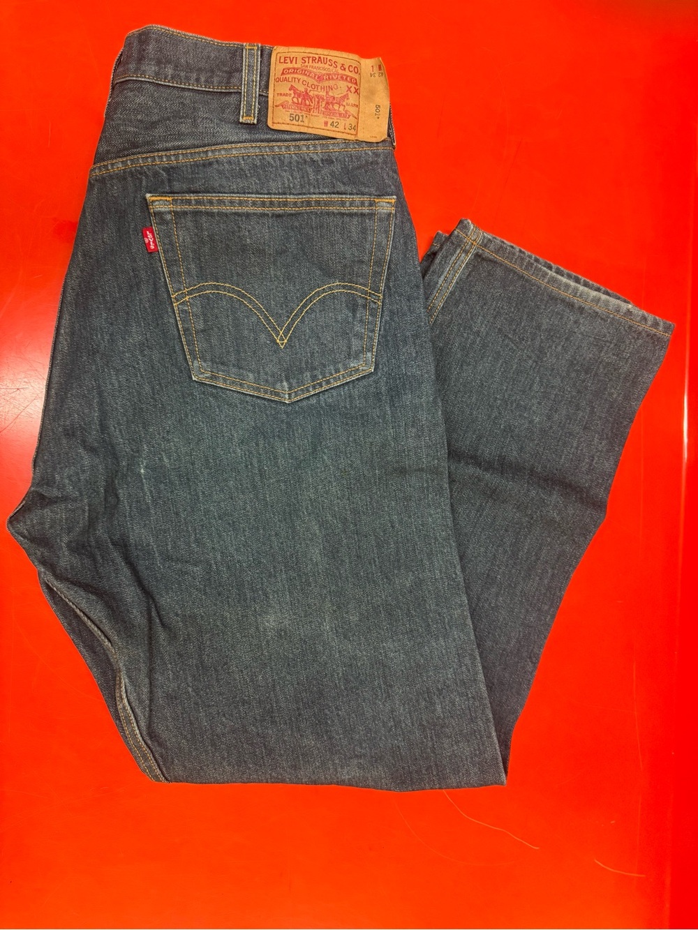 Men’s ORIGINAL Levi’s 501 blue jeans- 42 x34